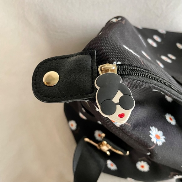 Alice + Olivia Daisy Print Duffle Bag Tote by Stacey Bendet - Picture 5 of 16